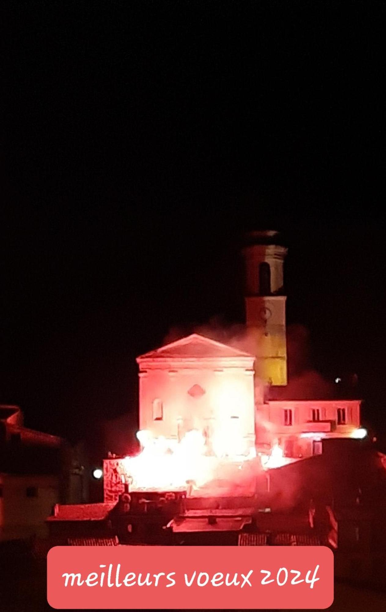 Gite Des Remparts Luceram Bagian luar foto